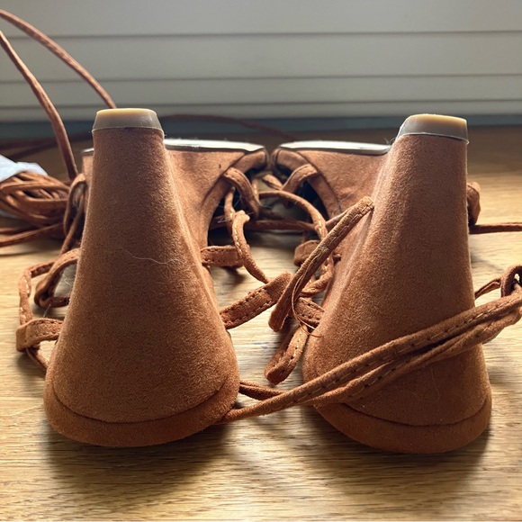 NWT Lulus Lilyann Chestnut Suede Lace-Up Wedge Sandals - Picture 4 of 5